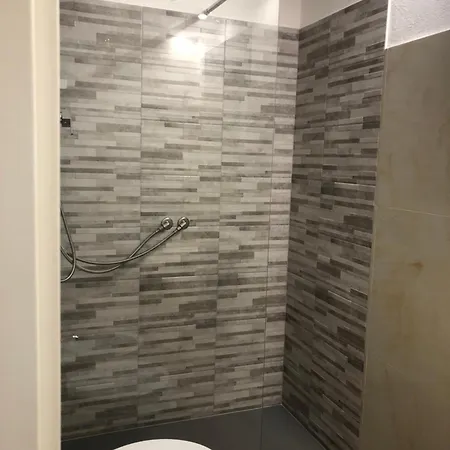 Arenada Apartment And Rooms Sud * Cagliari